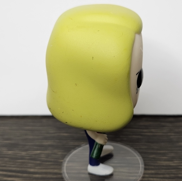 Funko Pop! Rick and Morty Beth #301 - Picture 4 of 10